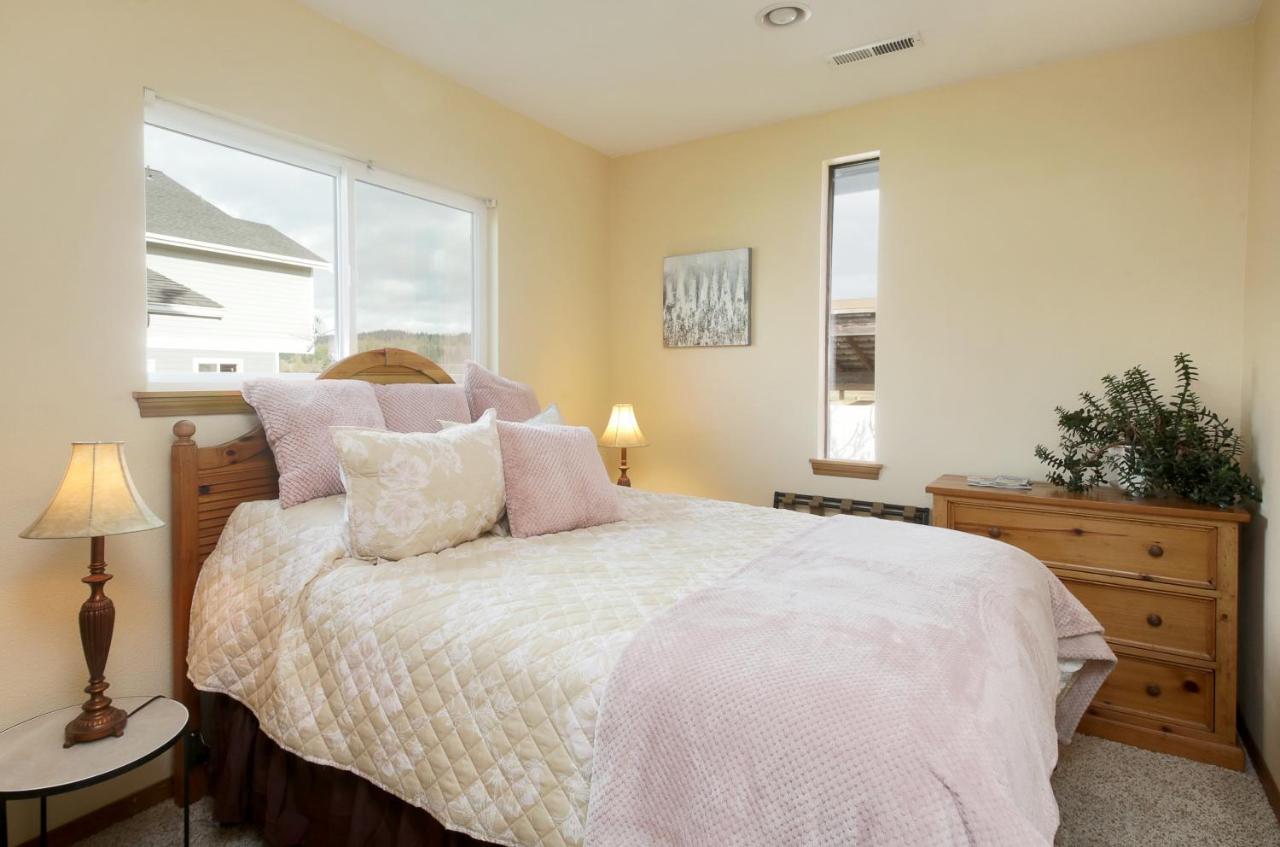 Maxwelton Beach Sunsets! Kayaks & Paddleboards! 1 Min Walk To The Water! Clinton Exterior foto